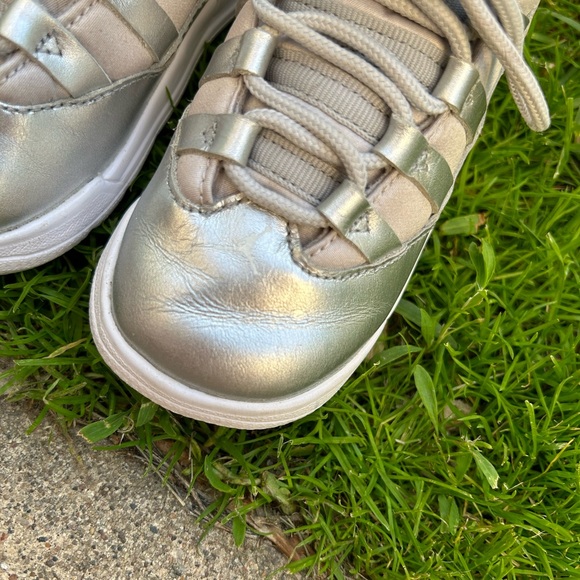 Nike Air Jordan Jordan Max Aura SE Toddler “Silver” Size 7c - Picture 3 of 10